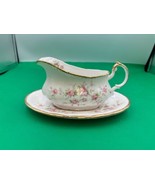 Paragon VICTORIANA ROSE Gravy Boat &amp; Underplate  Made in England - $54.99