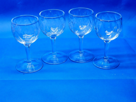 Vintage 1940s Double Diamond Wine Glass - Cool Chiseled Ice Effect - Set Of 4 - £24.95 GBP