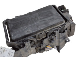 17 18 Chevrolet Malibu LS engine fuse box assembly OEM - $89.09