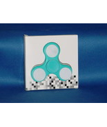 FIDGET HAND SPINNERS LIGHTBLUE High Quality Long life Low Noise BRAND NE... - $3.03 CAD
