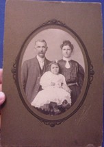 1800s Charlie Mary &amp; Ruth Family Portrait Cabinet Photo - £11.98 GBP