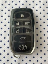 Toyota Genuine Alphard 6 Button Smart Key Keyless 231451-0120 Silver Key... - £221.84 GBP