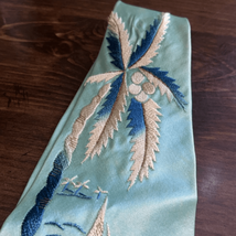 Vintage men’s silk embroidered necktie - £20.05 GBP