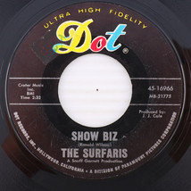 The Surfaris – Show Biz / Chicago Green - 1966 45 rpm 7&quot; Single Record 45-16966 - £9.22 GBP