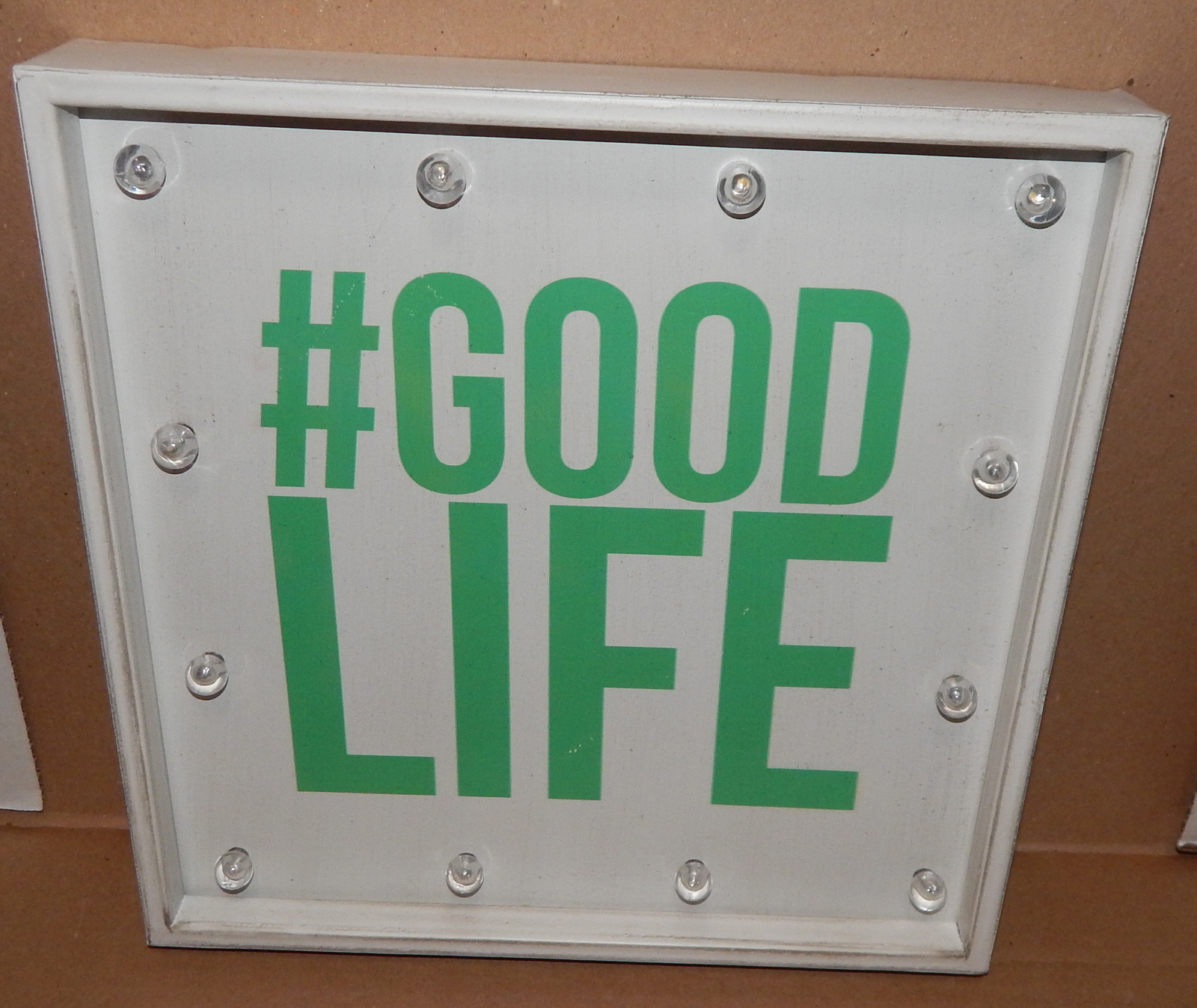 Primary image for Metal LED Sign # Good Life Switch Operate 12ea Lights 13" x 13" Batteries 78O