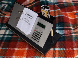 VINTAGE SOVIET USSR RUSSIAN  DESKTOP CALCULATOR CALENDAR ELEKTRONIKA  PP... - £62.27 GBP