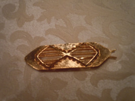 Gorgeous Vintage Woman&#39;s Lady Party Goldtone  Ornate  Hair Barrette - £2.36 GBP