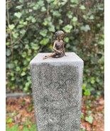 Reading Girl – Bronze Sculpture. 14x8x14cm - 0.8Kg - €163,20 EUR