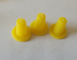 15 Yellow Plastic Stoppers Plugs - S.S. White 610 - 3/8&quot; - $3.75