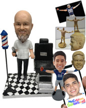 Personalized Bobblehead Professional Barber Wearing A T-Shirt And Ready To Work  - £134.29 GBP