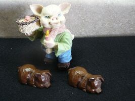 Animal Pig Birthday and Babies  #181 - $3.99