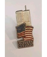 New York City Twin Towers &amp; Flag UNITED WE STAND Lapel Hat Pin Travel So... - $320.84 MXN