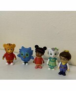 Daniel Tiger’s Neighborhood Lot Of 5 Moveable Figures Miss Elaine O The Owl - $13.56 CAD
