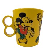 VINTAGE Walt Disney Prod. Kids Mug Cup Mickey Donald Minnie Eagle Plasti... - $319.60 MXN
