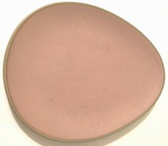 2020 Target Brands Threshold Stoneware Salmon Pear Shaped 8.5&quot; Salad Plate - £6.63 GBP