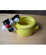 Looney Tunes Sylvester &amp; Tweety Ceramic Flower Pot - $15.00