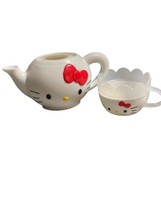 Hello Kitty Plastic Teapot &amp; Tea cup Sanrio ~ Pretend Play tea party - £7.78 GBP