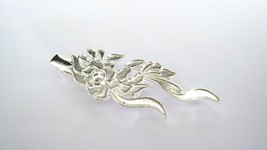 Silver metal flower wavy leaf alligator hair clip for fine thin hair - $6.95