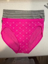 2-Pack Victoria&#39;s Secret Brief  Panties Seamless M Gray Pink Striped Polka Dots - £13.61 GBP