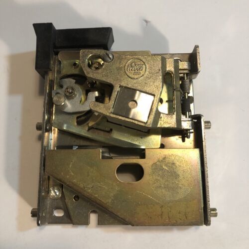 1 Old Coin Controls Metal 25 Cent Quarter Mech arcade video game - $13.98