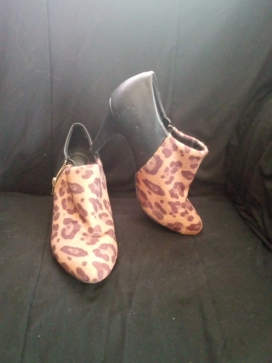 Dexflex Leopard Print Ankle Boots 7.5 - $232.99 MXN