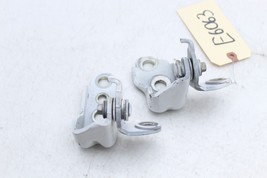 15-26 FORD MUSTANG LEFT DRIVER DOOR UPPER & LOWER HINGE SET PAIR WHITE YZ E6063 image 3