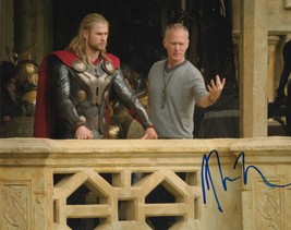 Alan Taylor Signed 8x10 Photo AW Thor Dark World w/ Chris Hemsworth - £79.12 GBP