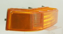 92-97 Ford F150 F250 F350 Bronco Driver Side Front Parking/ Turn Signal ... - $43.55