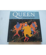 QUEEN a Kind of Magic Emi 2008 - CD Book - $29.69