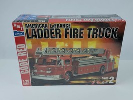 AMT Ertl Code Red American LaFrance Ladder Fire Truck1:25 Scale Model Kit #31618 - £44.30 GBP