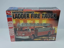 AMT Ertl Code Red American LaFrance Ladder Fire Truck1:25 Scale Model Kit #31618 - £44.44 GBP