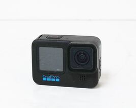 GoPro HERO11 Black Action Camera  CHDHX-112-TH - Black ISSUE image 2