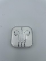 Lightning Headphones Apple Earphone Earpods iPhone 8 14 MMTN2AM/A OEM GENUINE  - £14.30 GBP