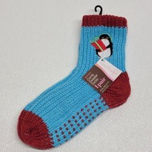 West Loop Women&#39;s Size 6 - 10 Blue Knit Penguin Slipper Socks w/ Grippers - £11.41 GBP