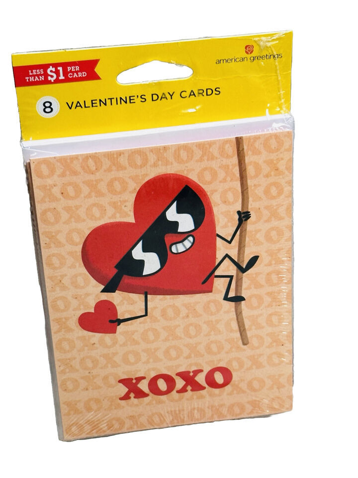 American Greetings 8Pk Valentines Day HeartHolding A Heart Cards-5x4”-XOXO