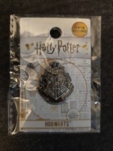 Monogram  Harry Potter: Hogwarts Crest Pewter Lapel Pin, *NEW* (WY) - £8.84 GBP