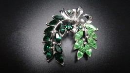 Vintage Silver Green Rhinestone Laurel Brooch 4.9cm BB6 - $38.41