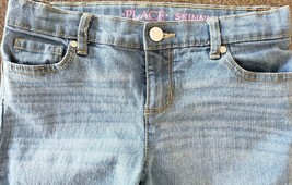 Children&#39;s &quot;PLACE&quot; Girl&#39;s Size 10 Skinny Denim Blue Jeans Light Wash - $26.18