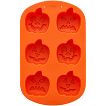 Wilton Jack O&#39;Lantern Orange 6 Cavity Silicone Mold Halloween Pumpkin - £12.73 GBP