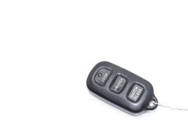 03-08 TOYOTA MATRIX KEY FOB Q3432 image 6
