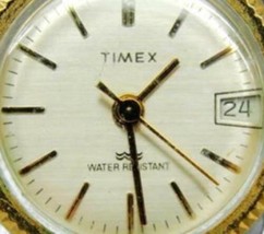 Timex Date WR Silver T &amp; Gold T Link Analog Quartz Glo New Battery Woman Watch - £27.53 GBP