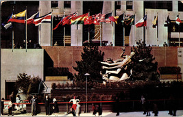 NY New York City Prometheus Fountain, Rockefeller Center Vintage Postcard A8 - £3.85 GBP