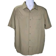 Under Armour Loose Heat Gear Button Up Shirt Mens L Beige Short Sleeve Pockets - £21.74 GBP