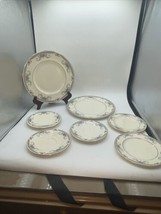 Royal Doulton The Romance Collection Juliet 2 Dinner Plates, 3 Saucers 2 Bread - £20.65 GBP