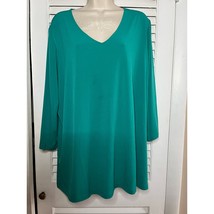 Susan Graver Liquid Knit  Modern Essentials green v neck knit top 2XP Em... - $18.42