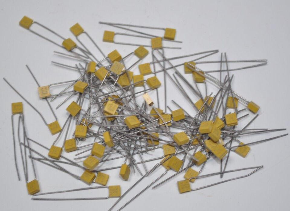 Lot of 65 Cornell Dubilier 100 pF ±10% 200V Ceramic Capacitor BX Radial - $29.69