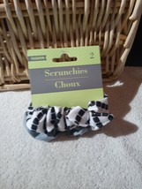 Set Of 2 Scrunchies Black And White And Grey - £8.64 GBP