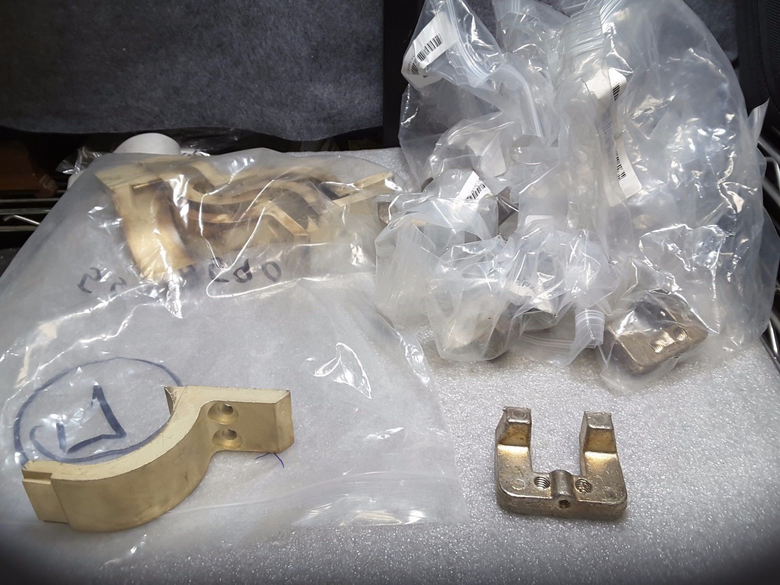 (17) ABB 79017-K1 CONTACT ARCING STATIONARY HORN TYPE NEW RARE (LOT OF 1... - $246.51