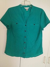 CHRISTOPHER &amp; BANKS LADIES SS BUTTON BLOUSE-M-100% POLYESTER-GREEN-LIGHT... - $5.89