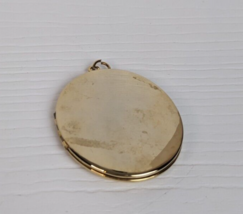 Vintage Locket Pendant Gold Tone Metal Jewelry oval Locket Charm - £15.56 GBP